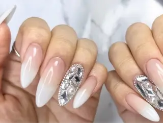ネイル クイーンズネイル銀座所属・Queeens nailのネイルデザイン
