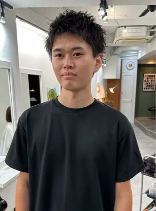 ショート メンズ グランジヘア 無造作ヘアHYUGAのヘアスタイル