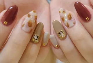 ネイル ネイル＆フラワーサロン〜Ri✦hiro〜鳥栖店所属・HIRATA RIEのネイルデザイン