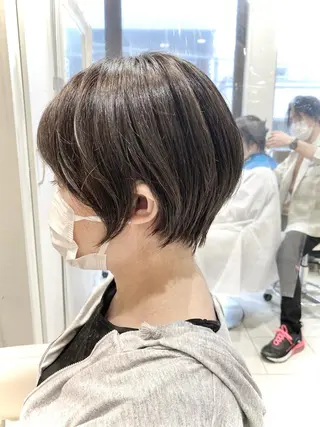 ショート カラー 横山 直輝のヘアスタイル