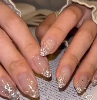 セミロング ネイルサロン SHELL所属・渡辺 真里奈のネイルデザイン