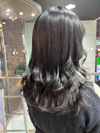 セミロング カラー 💖デザインカラー/ タダ ハナカ💖のヘアスタイル