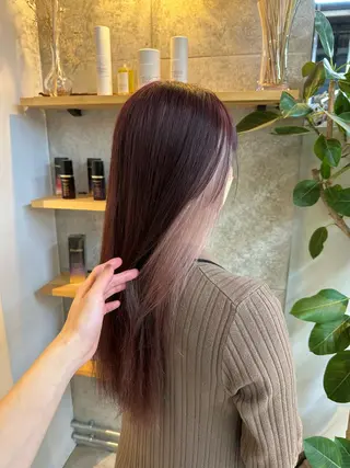 セミロング カラー ハイトーンカラ ー/小川のヘアスタイル