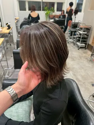 ショート カラー 白髪ぼかし 👒堀江・ヨンスクのヘアスタイル