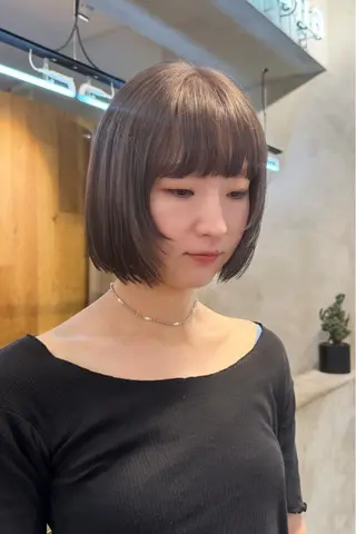 セミロング カラー 艶カラー 🤍🫧/makoのヘアスタイル