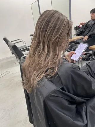 ロング カラー パーマ ヘアアレンジ メンズ キッズ ネイル アイブロウ マツエク・マツパ カラーソムリエ認定 茶屋町Eir岩本のヘアスタイル