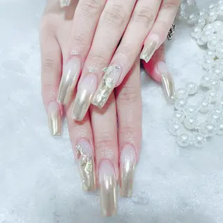 ネイル VIVIAN リサのネイルデザイン