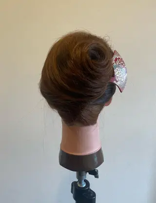 ヘアアレンジ 中山 郁恵のヘアスタイル