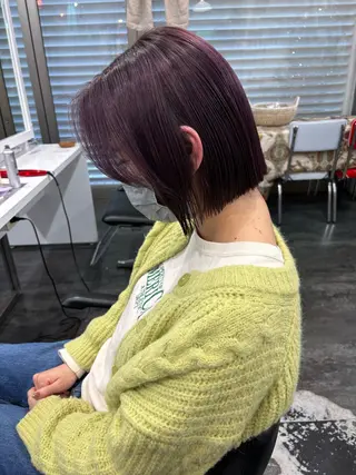 ミディアム カラー LOMARLIE JURIAのヘアスタイル