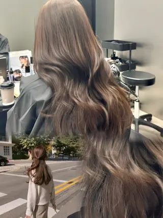 ロング カラー HARUKI MINATO Japan SENDAI所属・🌈【透明感・韓国 ヘア】がっきー🌈のヘアスタイル