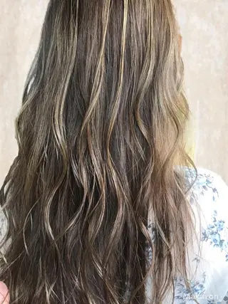 ロング カラー hair works raptureのヘアスタイル