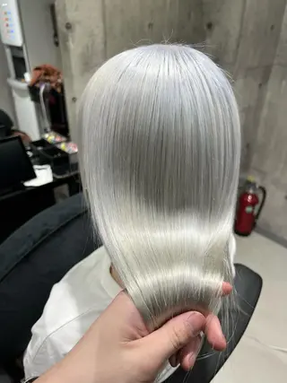 セミロング カラー mimiiy梅田 中崎町ハイトーンのヘアスタイル