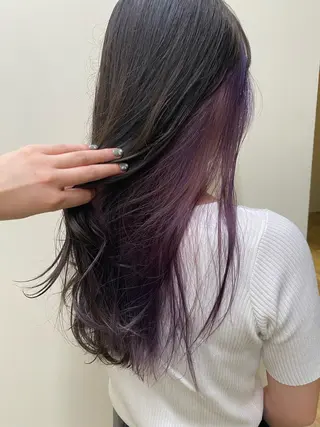 カラー 勝海 絢音のヘアスタイル