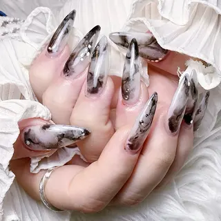 ネイル 🌈Yun nail hyejin💋のネイルデザイン