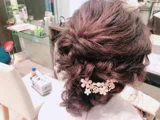 ミディアム ヘアアレンジ 久保田 茜のヘアスタイル