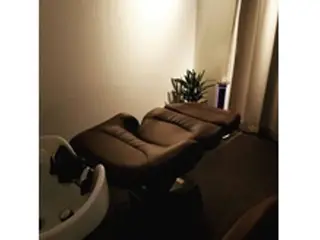 角床直哉 カラーカットNO 1のヘアスタイル