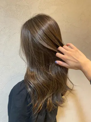 カラー 竹添 有梨沙のヘアスタイル