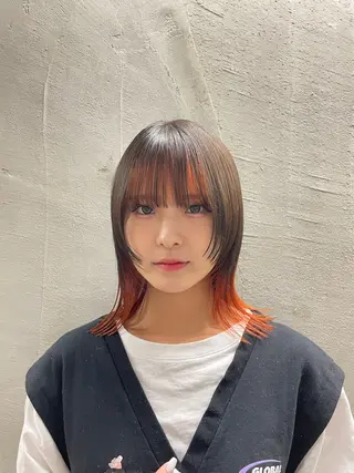 セミロング カラー ブリーチ/レイヤー 💙ayame💙のヘアスタイル