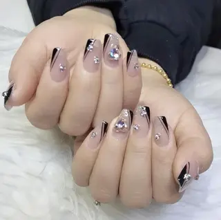 ネイル Queens ゲンのネイルデザイン