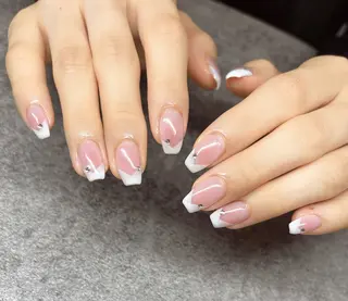 ネイル R inのネイルデザイン