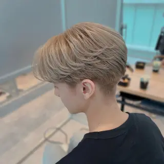 ミディアム メンズ フェザー/ゆるふわ パーマ/鐘ヶ江 航青のヘアスタイル