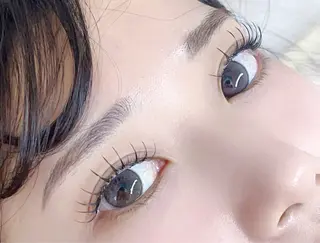 マツエク・マツパ BEAUTY HUB所属・BEAUTY HUB EYELASHのマツエク・マツパデザイン