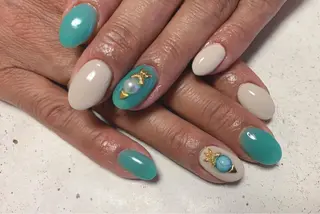 ネイル nico.nico.mark NAIL所属・小林 梓のエステ・リラクイメージ