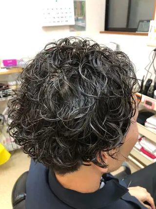 パーマ メンズ ヘアサロン モカ所属・石塚 浩のヘアスタイル
