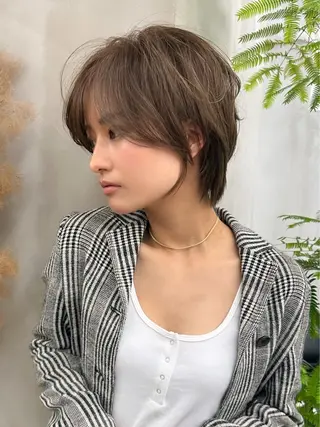 ショート カラー 鈴木 海都のヘアスタイル