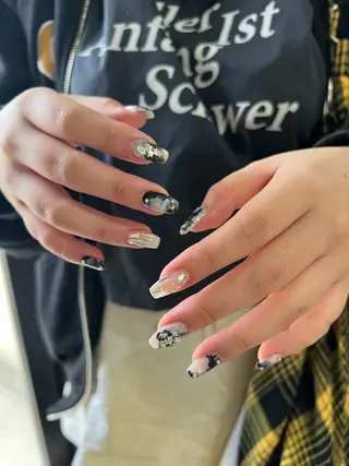 ネイル Hata nail 🎀個性派ニュアンスのネイルデザイン