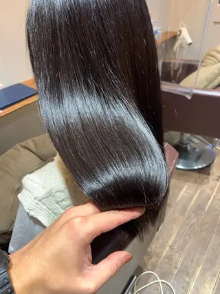 セミロング tasty priv ate gardenのヘアスタイル