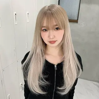 ロング りおな/エクステ /ミルクティーカラーのヘアスタイル