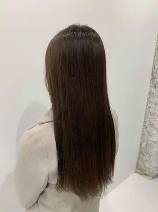 ロング カラー TAKUMI .のヘアスタイル