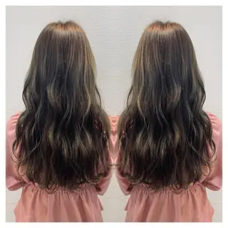 ロング カラー 村山 茉衣のヘアスタイル