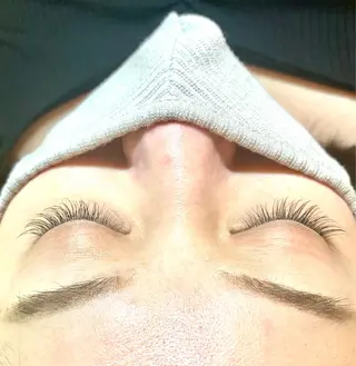 マツエク・マツパ HOMEbySOLO所属・下北沢🌻 Arisaのマツエク・マツパデザイン