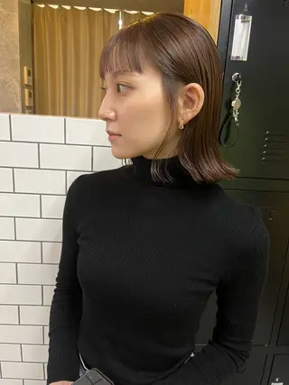 ミディアム カラー 細川 夕利亜のヘアスタイル