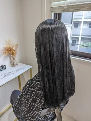 ロング nanami /Toiroのヘアスタイル