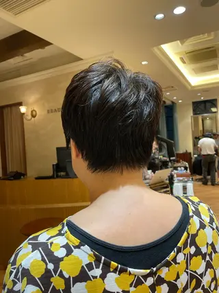 ショート ボブ ホノカのヘアスタイル