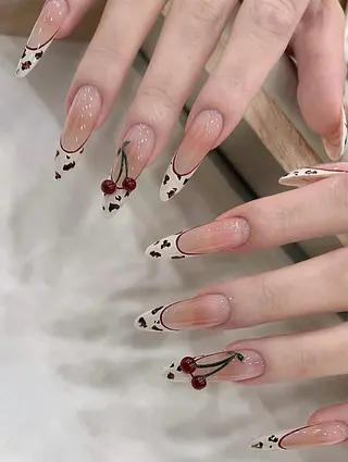 ネイル D-BEAUTY Nailsalonのネイルデザイン