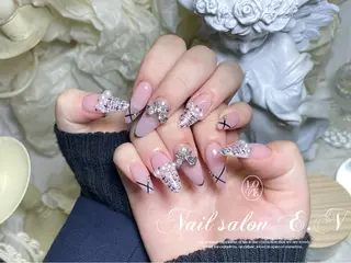 ネイル E.N🦋 長さ出し/持ち込みのネイルデザイン