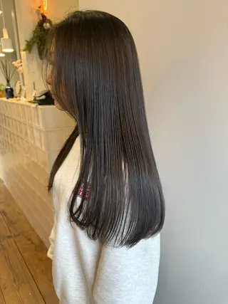 ロング カラー 💛🤍U too e’s 鎌倉🧸のヘアスタイル