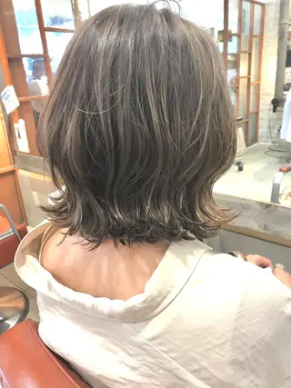 ミディアム カラー パーマ 増子 幹樹のヘアスタイル