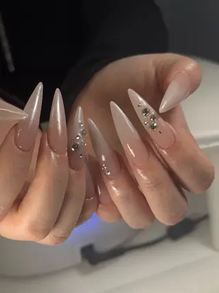 ネイル Nail Salon L'arc所属・💊大阪/心斎橋 moni🧠のネイルデザイン