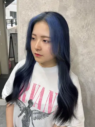 ロング カラー ヘアアレンジ 韓国レイヤーカット/ 儚げカラーチナツのヘアスタイル