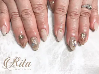 ネイル Rio 𓍼のネイルデザイン