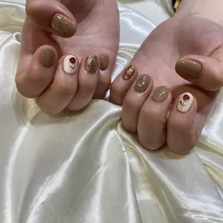 ネイル 西岡 杏のネイルデザイン