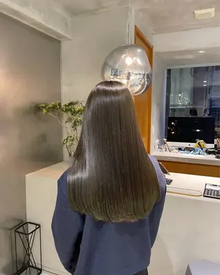 ロング カラー porto まなみのヘアスタイル