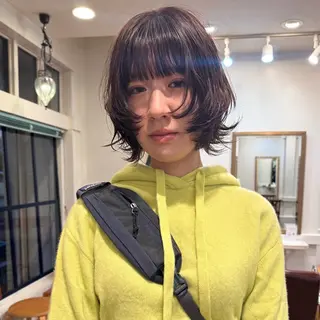 ショート カラー Lilu しずくのヘアスタイル