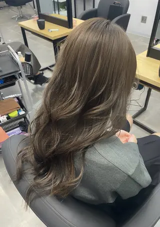 カラー 🪡 KIMU🪡🎀のヘアスタイル