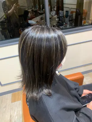 カラー 須藤 向日葵のヘアスタイル